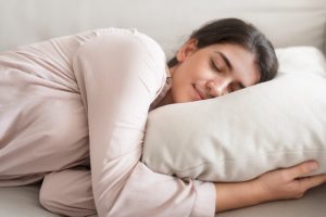 Эксперт по сну делится трюком для хорошего ночного отдыха, который действительно работает